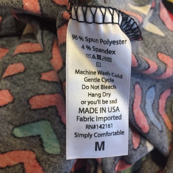 Lularoe Maxi Skirt Arrow Print medium red black green yellow - Picture 4 of 5